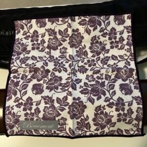 an exterior polishing cloth (white background with purple accents)